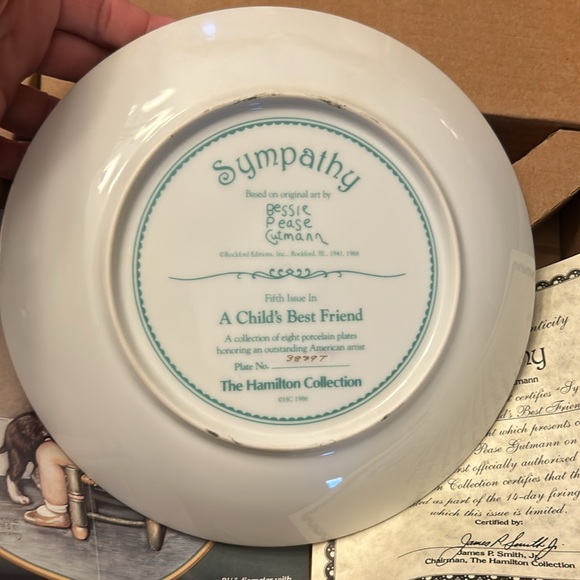 A child’s best friend. Collectors Hamilton collection. Little boy and puppy - Picture 2 of 6